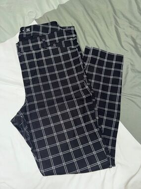 Old Navy Black Plaid Pixie Pants